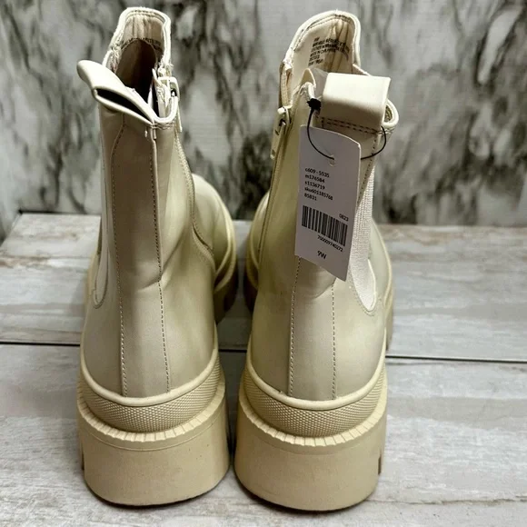 Lane Bryant Women Sz 9 W Bone White Chunky Side Zip Boots Booties Shoes Gorpcore - Picture 5 of 10